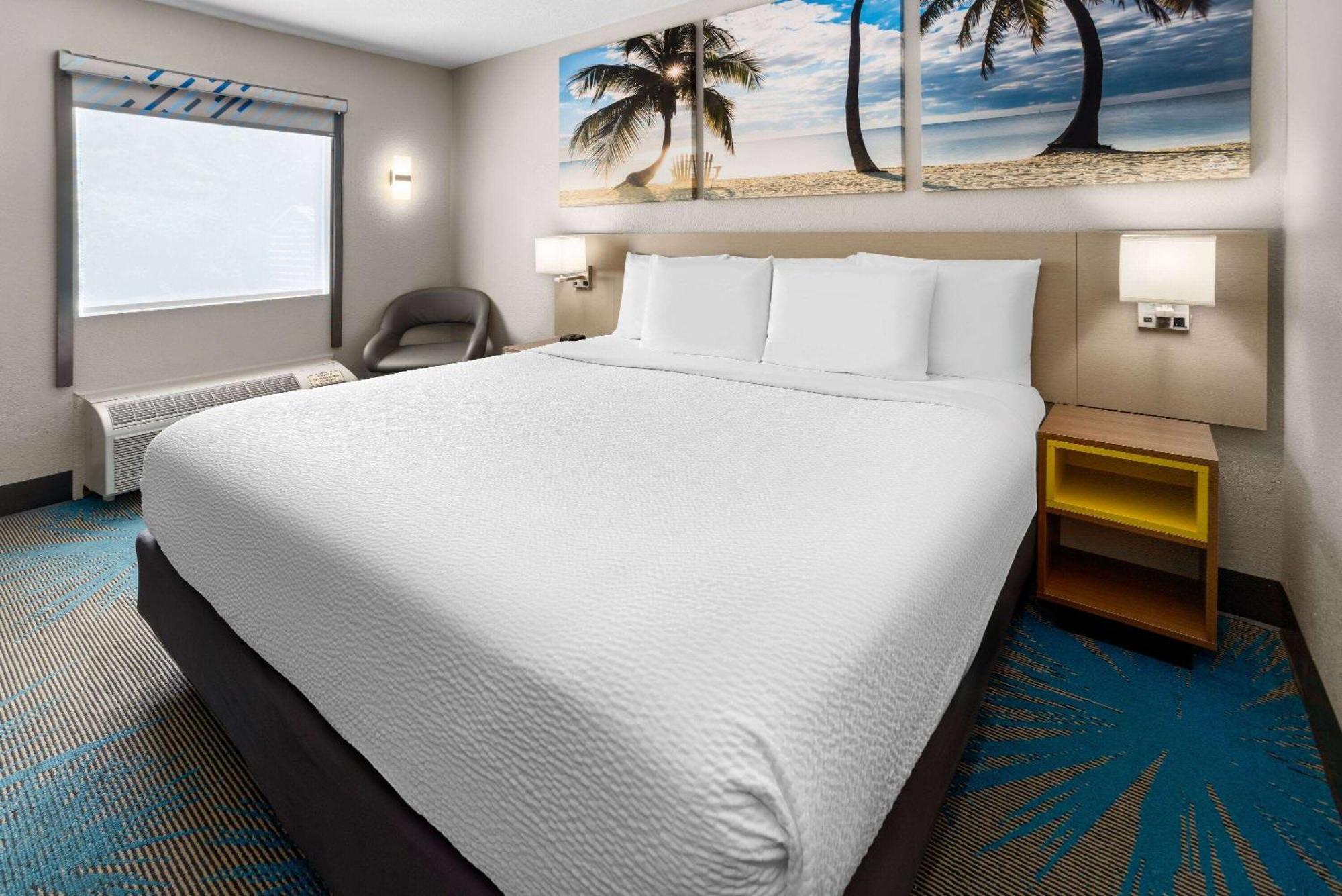 Days Inn By Wyndham Acworth Esterno foto