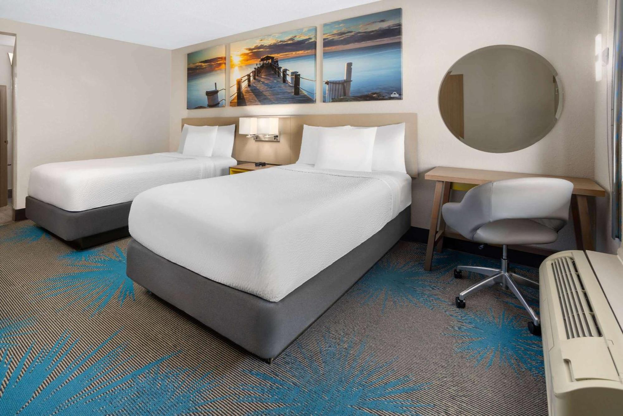Days Inn By Wyndham Acworth Esterno foto